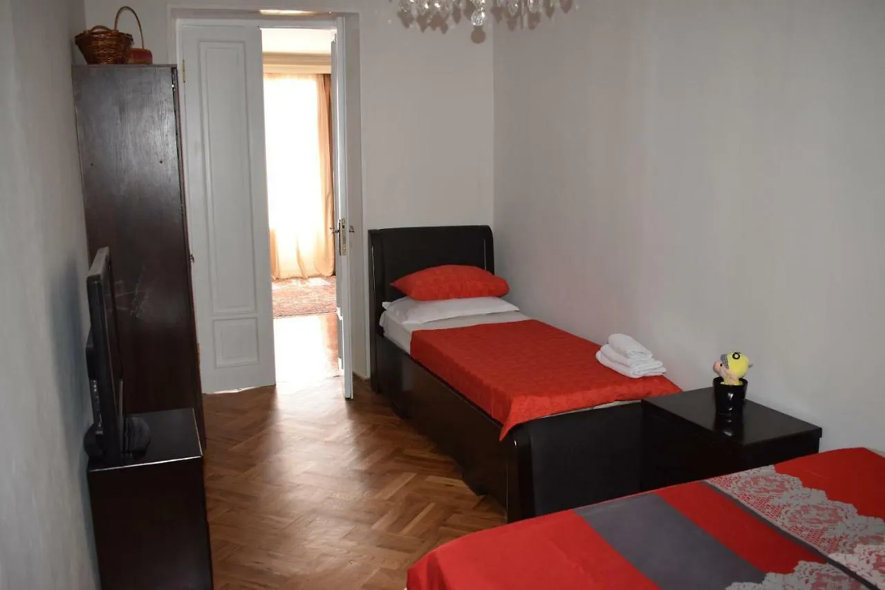 Apartment On Vaso Abashidze Tbilisi
